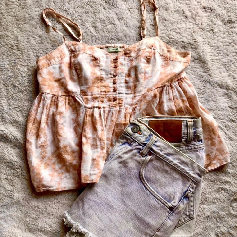 Kimchi Blue Urban Outfitters Floral Cami Top Size Small